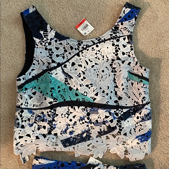 Bar III NWT 2 piece XS Osaka cobalt pencil skirt & crop top - Picture 3 of 10